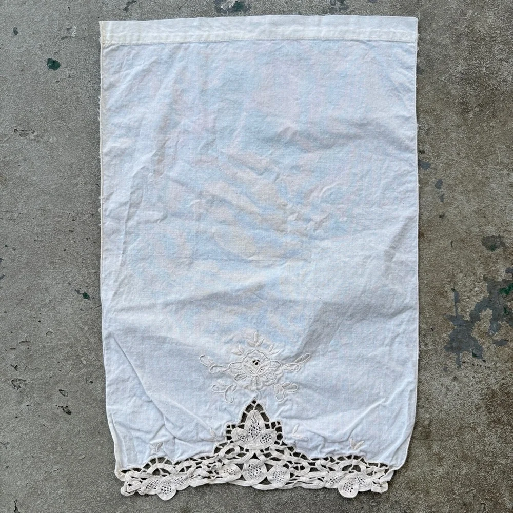 Set of 3 White Linen Table Napkins